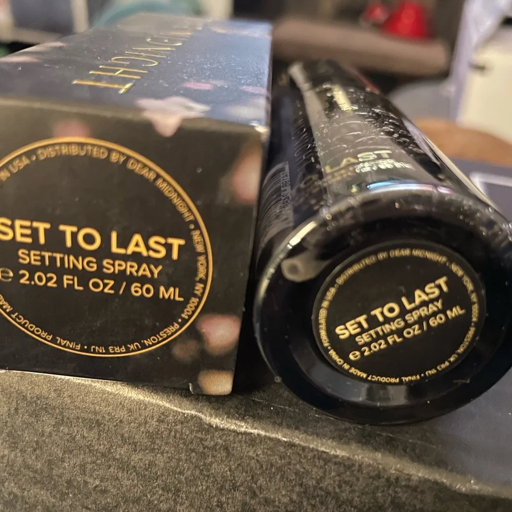 Dear midnight set to last setting spray